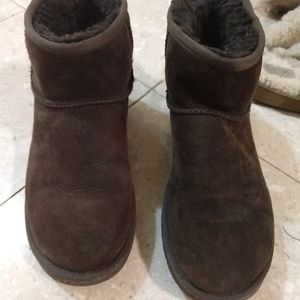 UGGs Chocolate Minis